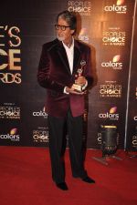 Amitabh Bachchan at People_s Choice Awards in Mumbai on 27th Oct 2012 (226).JPG